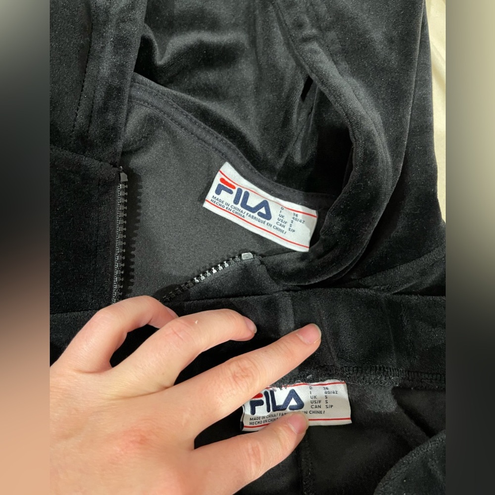 Fila Velvet Jogger Set. - Picture 4 of 4